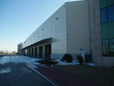 005 Lexar Distribution Park